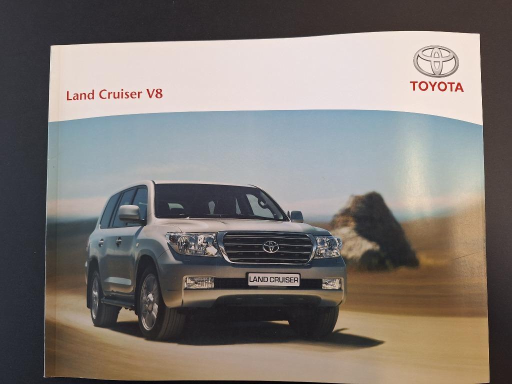 Brochure Toyota Land Cruiser V8 2008, Ophalen of Verzenden, Zo goed als nieuw, Toyota