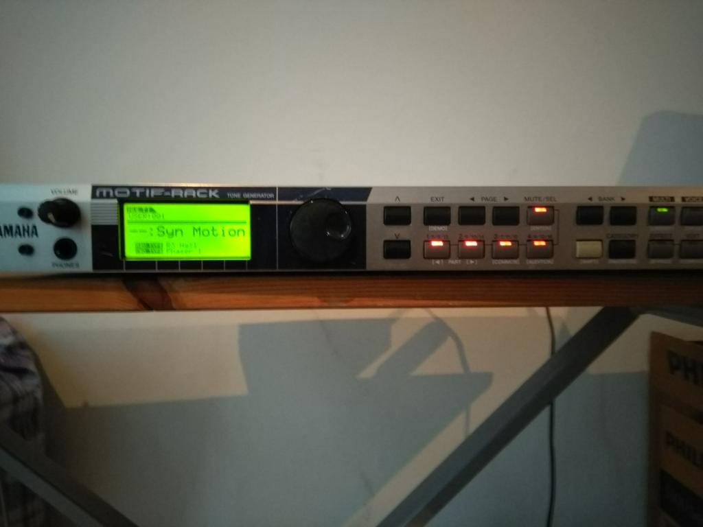 Yamaha Motif Rack tone generator, Muziek en Instrumenten, Ophalen, Zo goed als nieuw, Yamaha