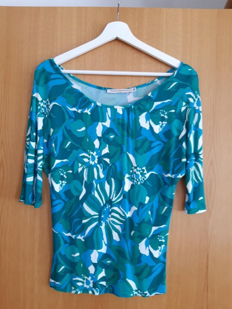 T-shirt bloemen - Nathalie Vleeschouwer (Maat M), Nathalie Vleeschouwer, Taille 38/40 (M), Enlèvement ou Envoi, Autres couleurs