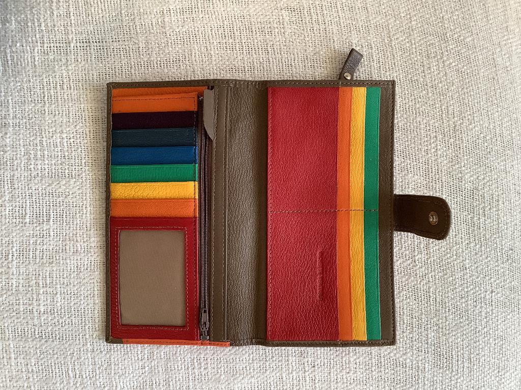 Porte cartes et monnaie Fancil, Bijoux, Sacs & Beauté, Porte-monnaie & Portefeuilles, Utilisé, Autres marques, Orange, Cuir, Avec fermeture à pression