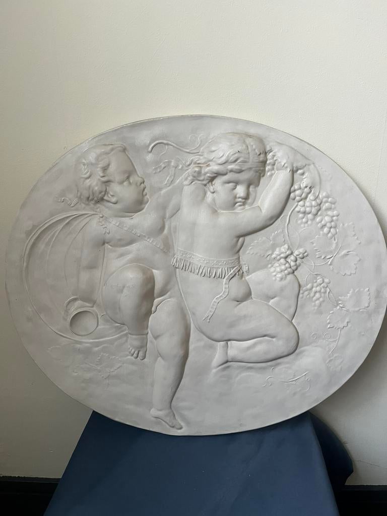 Putto Reliëf, Ophalen