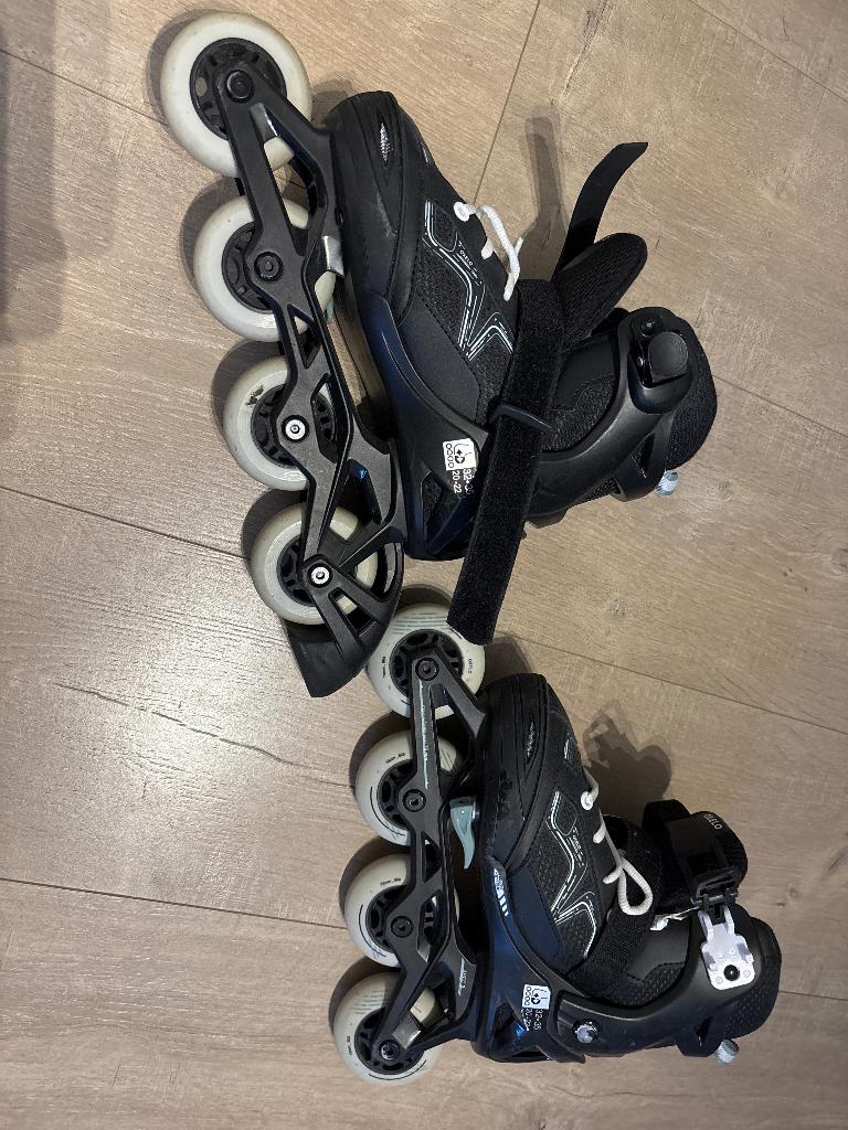 Rollerblades maat 32-35, Sport en Fitness, Skeelers, Verstelbaar, Zo goed als nieuw, Ophalen, Overige merken