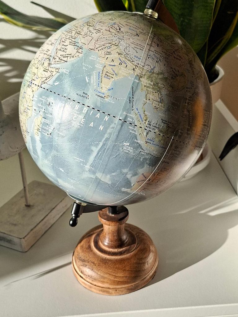 Mappemonde., Antiquités & Art, Enlèvement