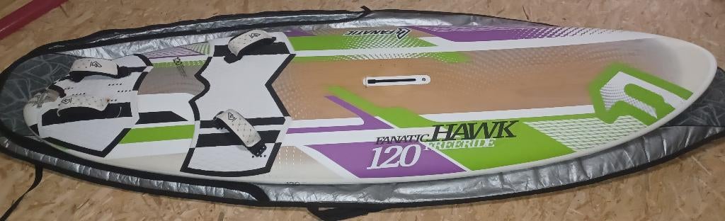 Surf Fanatic Hawk120 board- Unifiber masten - accessoires, Ensemble complet, Comme neuf, Enlèvement, Avec sac de transport