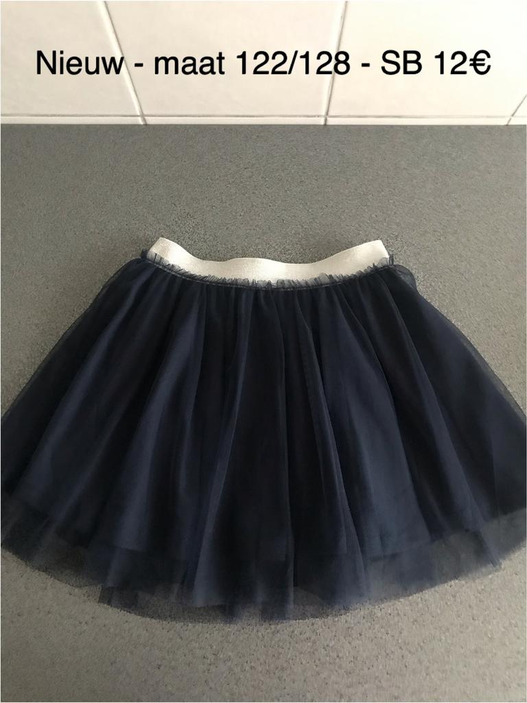 Donkerblauwe tule rok - maat 122/128 - nieuw, Kinderen en Baby's, Meisje, Nieuw, Ophalen of Verzenden, Jurk of Rok