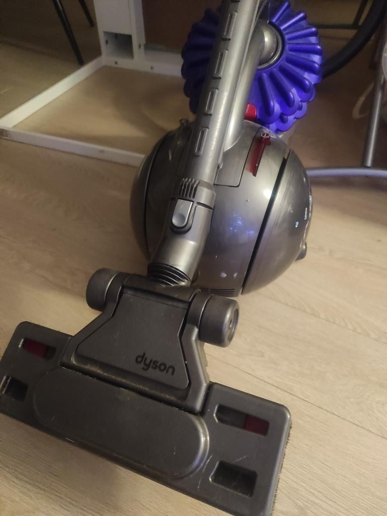 Dyson Cinetic D52 allergy musclehead, Ophalen, Gebruikt