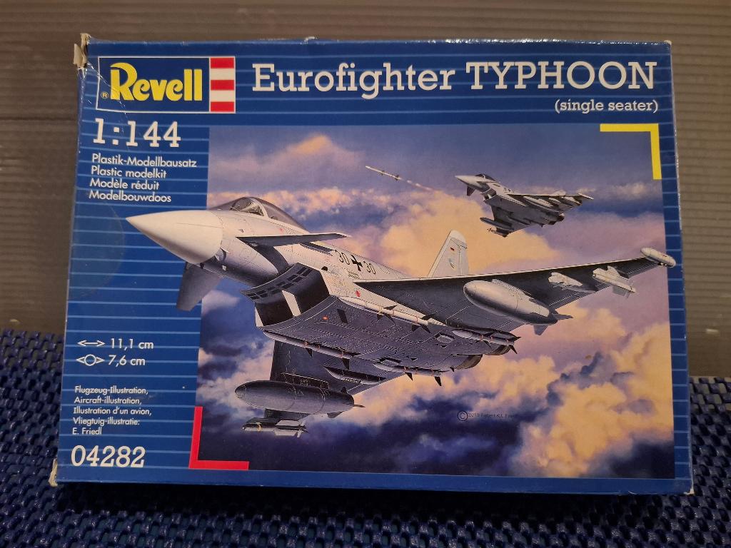 Maquette  REVELL Eurofighter Typhoon (single seater) 1/144, Enlèvement ou Envoi, Avion, Revell
