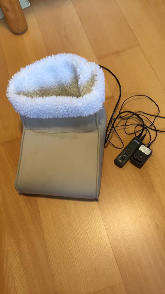 Voetverwarmer + massage toestel, Enlèvement, Utilisé