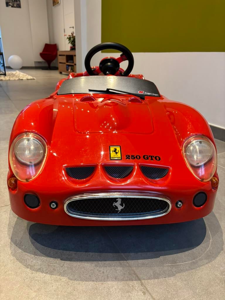Trapauto Ferrari GTO, Hobby en Vrije tijd, Ophalen, Zo goed als nieuw, Auto, Overige merken