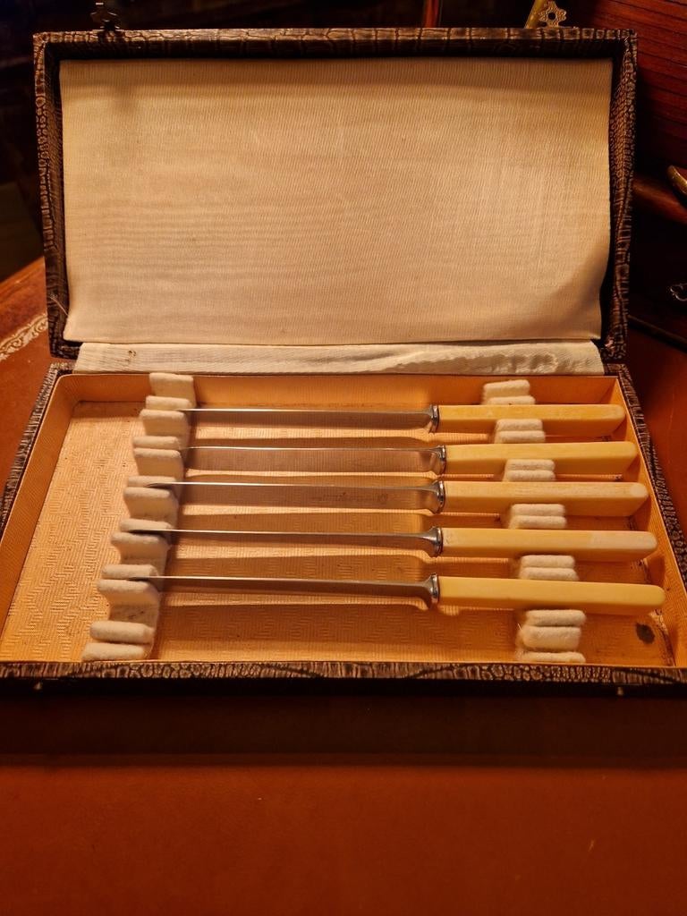 Antieke set botermessen, Antiek en Kunst, Antiek | Bestek, Ophalen of Verzenden