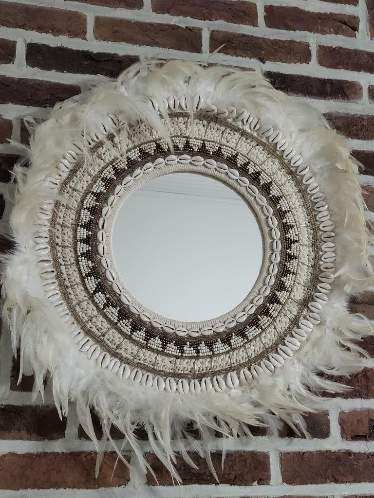 ronde spiegel met schelpen veren ibiza bohemian boho stijl, Gebruikt, Rond, Ophalen of Verzenden, Minder dan 100 cm