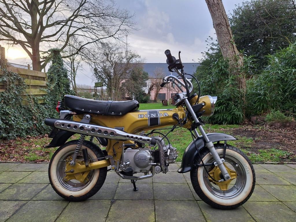 Échangez un cyclomoteur, Autres modèles, Classe B (45 km/h), Enlèvement, Utilisé