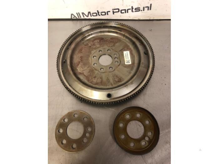 Couronne dentée d'un Mercedes C-Klasse, 3 mois de garantie, Utilisé, -, -
