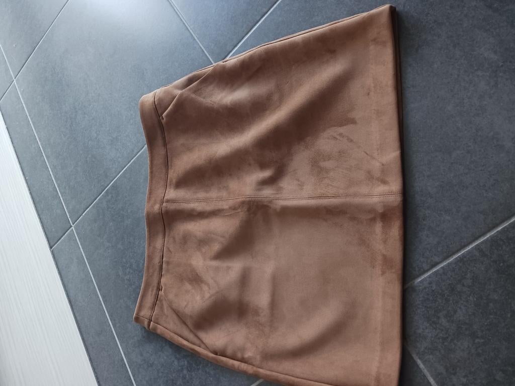 Daim bruin rokje Vero Moda, maat L in perfecte staat, Bruin, Vero Moda, Maat 42/44 (L), Ophalen of Verzenden