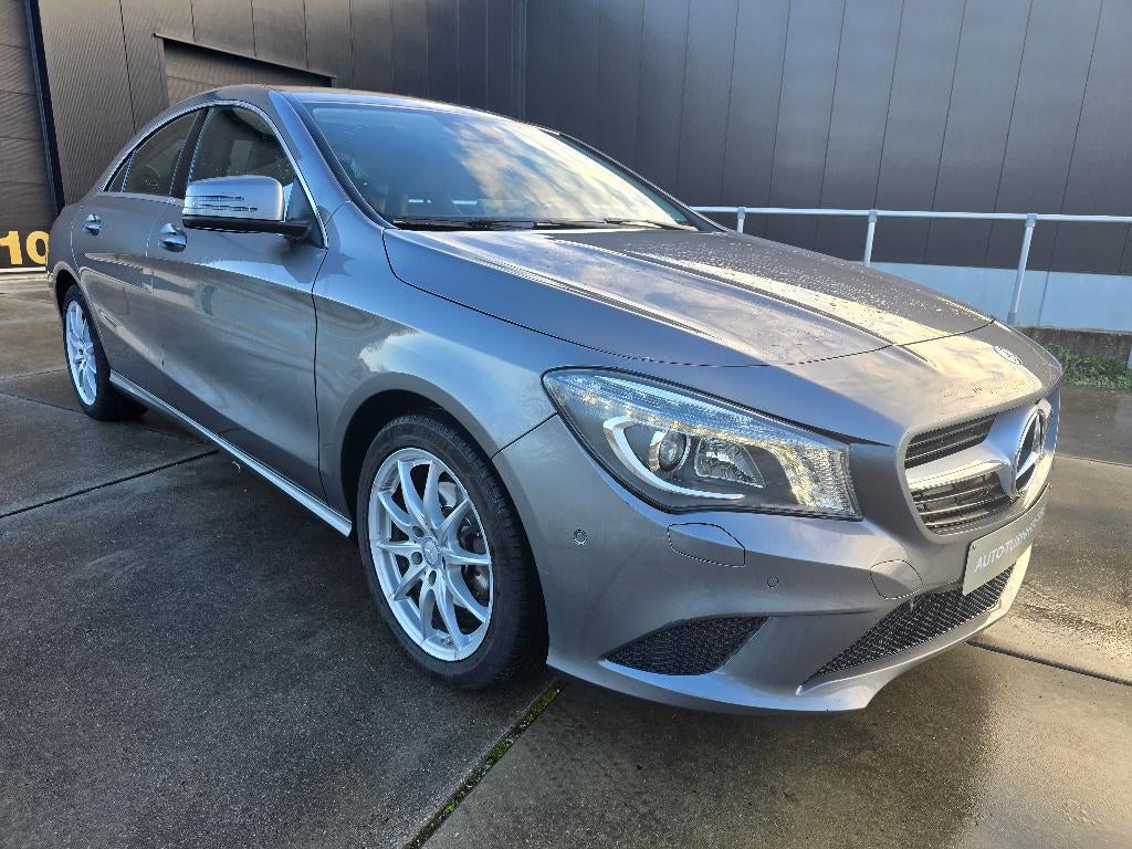 Mercedes-Benz CLA180 2015 Airco, Navi + Garantie, Auto's, 90 kW, CLA, Bedrijf, Zilver of Grijs