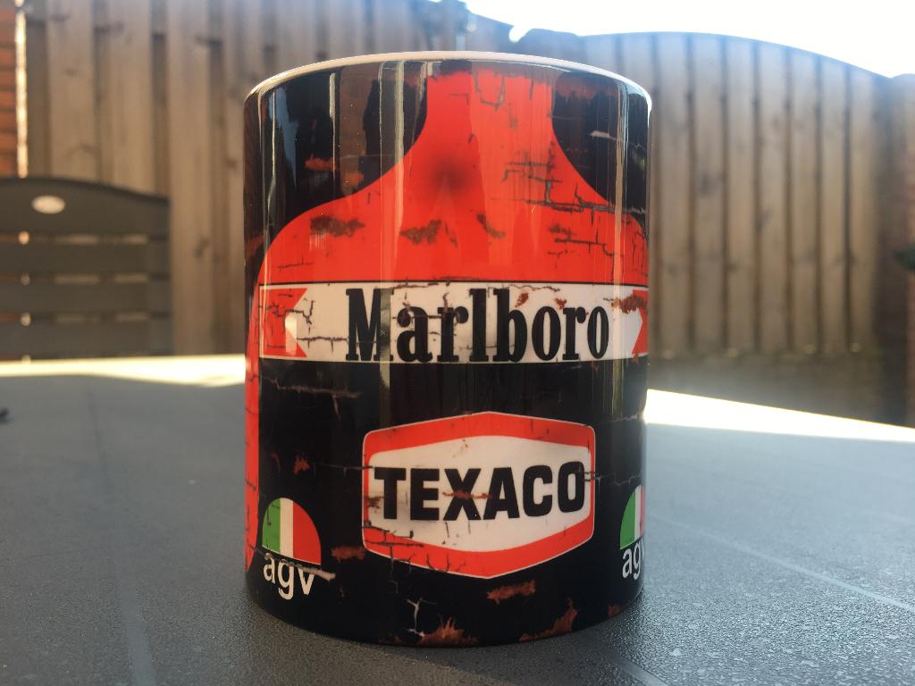 Emerson Fittipaldi Helmet mok Vintage olie F1 Autosport, Enlèvement ou Envoi, Neuf, ForTwo