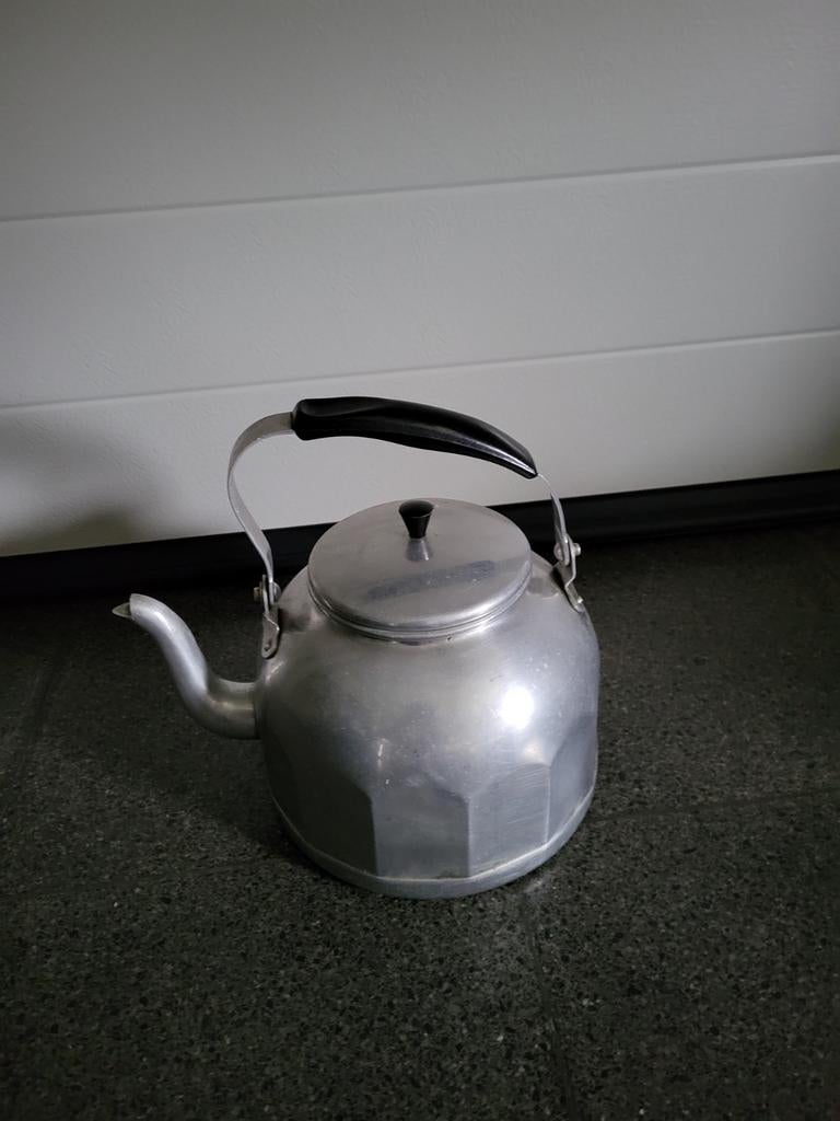 Aluminium waterketel, Ophalen of Verzenden, Gebruikt