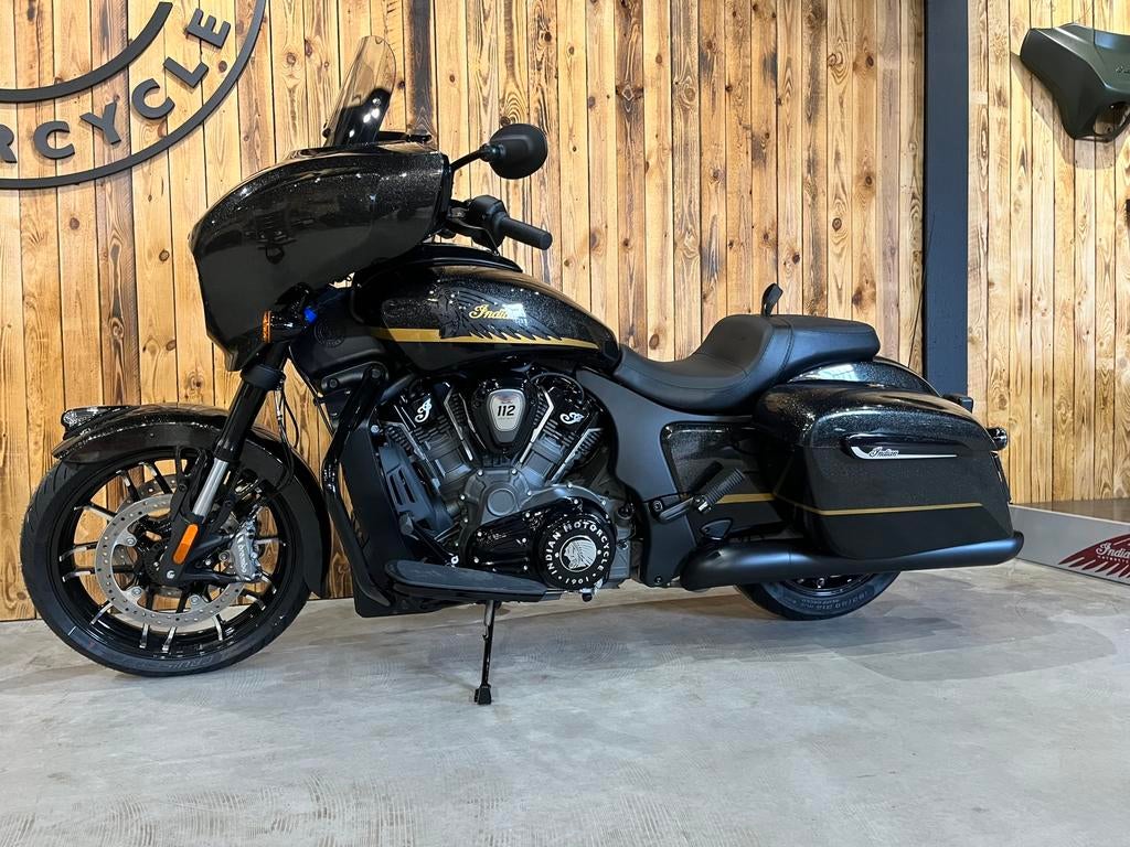 2026 Indian Chieftain powerplus dark horse, Motoren, Traction Control, 2 cilinders, 1834 cc, Bedrijf