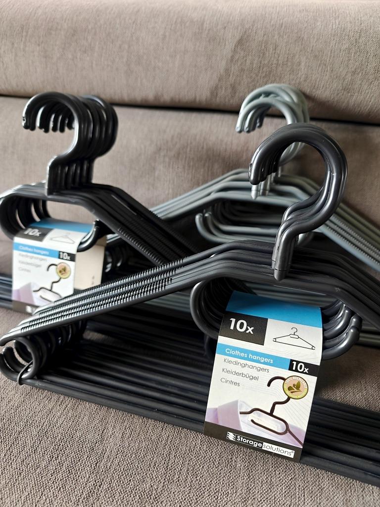 Cintres à vêtements noir/gris 40 pièces, Enlèvement, Neuf, Plastique, Enfants et Adultes