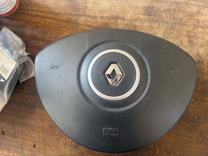Airbag gauche (volant) d'un Renault Clio, Autos : Pièces & Accessoires, Enlèvement ou Envoi, 3 mois de garantie, Utilisé, Renault