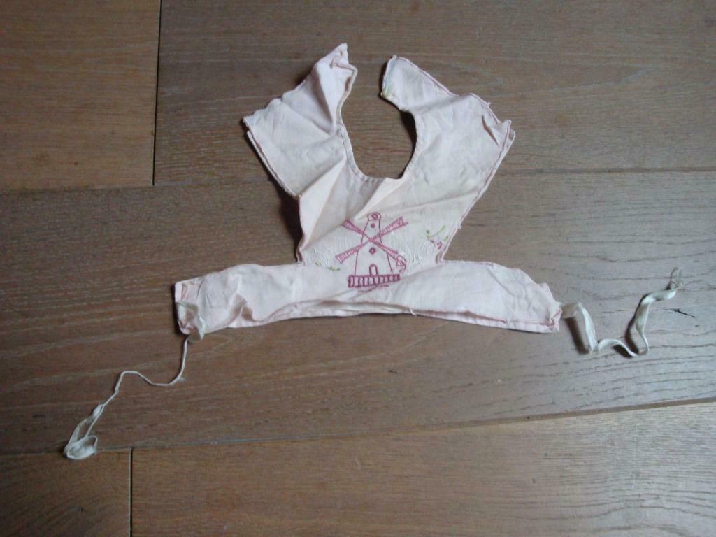 Ancien bavoir pour poupée jouet, Enfants & Bébés, Enlèvement ou Envoi