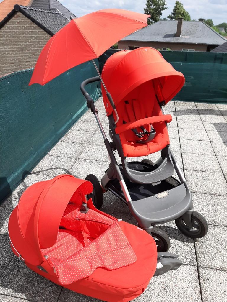 STOKKE kinderwagen ROOD met accessoires, Kinderen en Baby's, Ophalen, Kinderwagen, Overige merken, Verstelbare duwstang