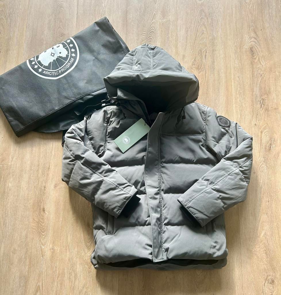 Canada Goose MacMillan maat m, Ophalen, Zo goed als nieuw, Maat 48/50 (M)