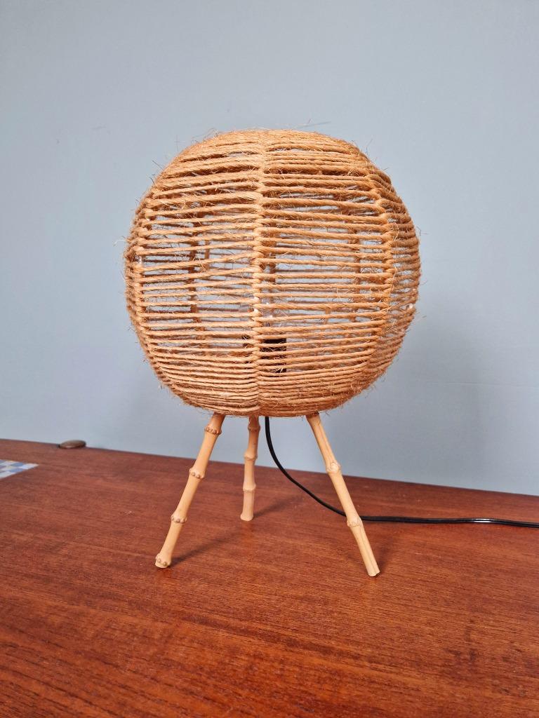 Lampe tripode vintage en corde, années 1960, Antiquités & Art, Antiquités | Éclairage, Enlèvement