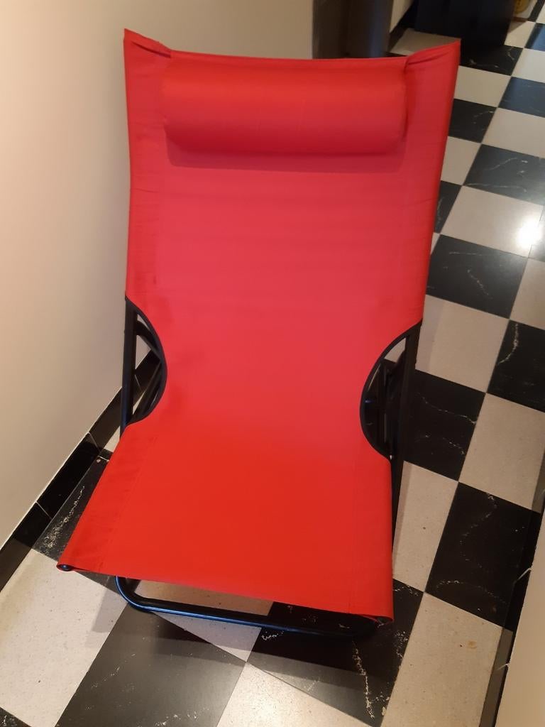 Rode zetel, Tuin en Terras, Ophalen, Zo goed als nieuw