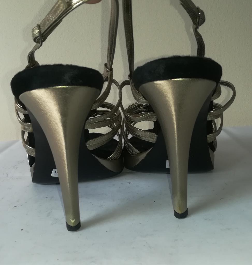 647B* SERGIO ROSSI luxe volledig lederen sandalen (p 40), Kleding | Dames, Schoenen, Gedragen, Schoenen met hoge hakken, Overige kleuren