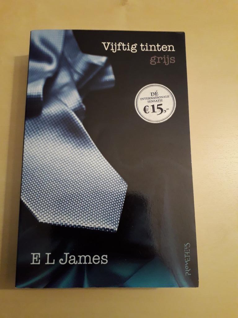 Vijftig tinten grijs, Ophalen of Verzenden, Gelezen