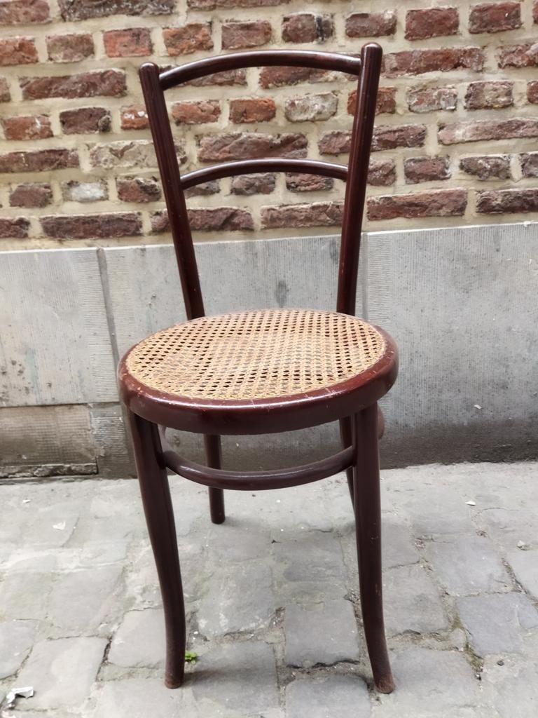 Chaise thonet, Ophalen