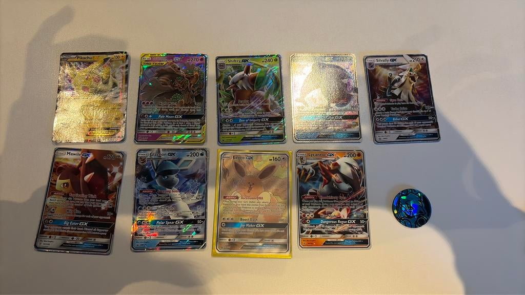 Cartes Pokémon (il est possible d'en acheter une), Enlèvement ou Envoi, Comme neuf