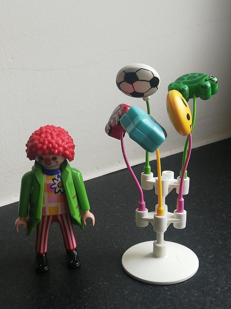 Playmobil clown met ballonnen, Ophalen