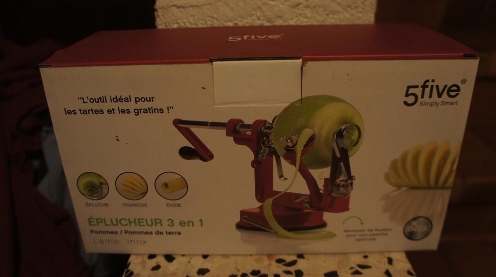 éplucheur 3 en 1, Enlèvement, Comme neuf, Rouge