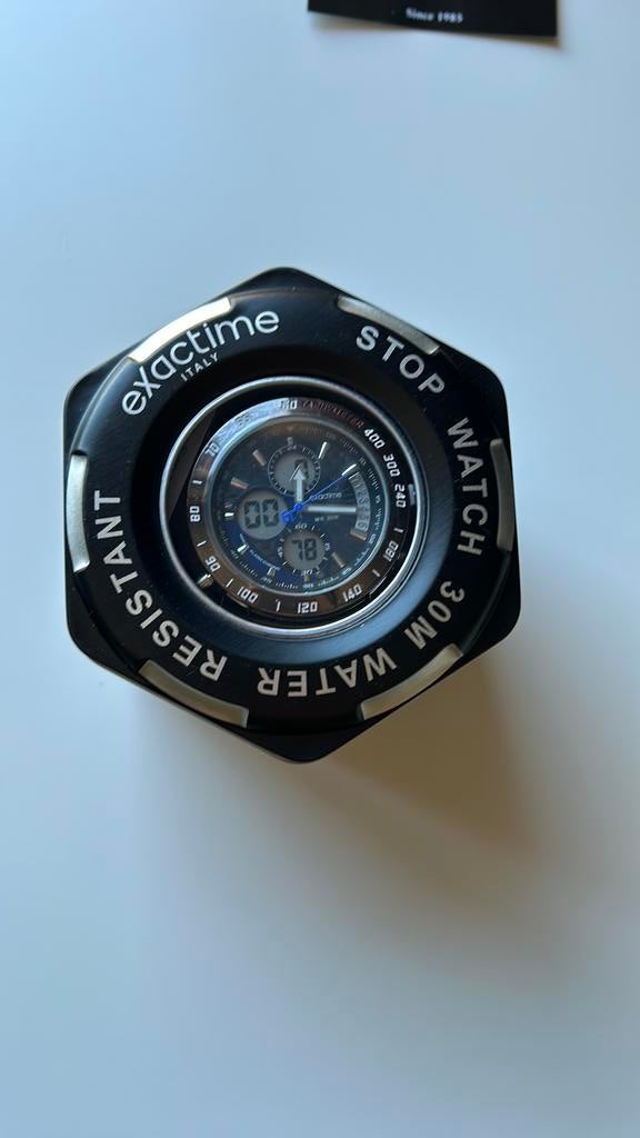 Horloge / stopwatch / sport, Handtassen en Accessoires, Horloges | Heren, Overige merken, Staal, Polshorloge, Nieuw