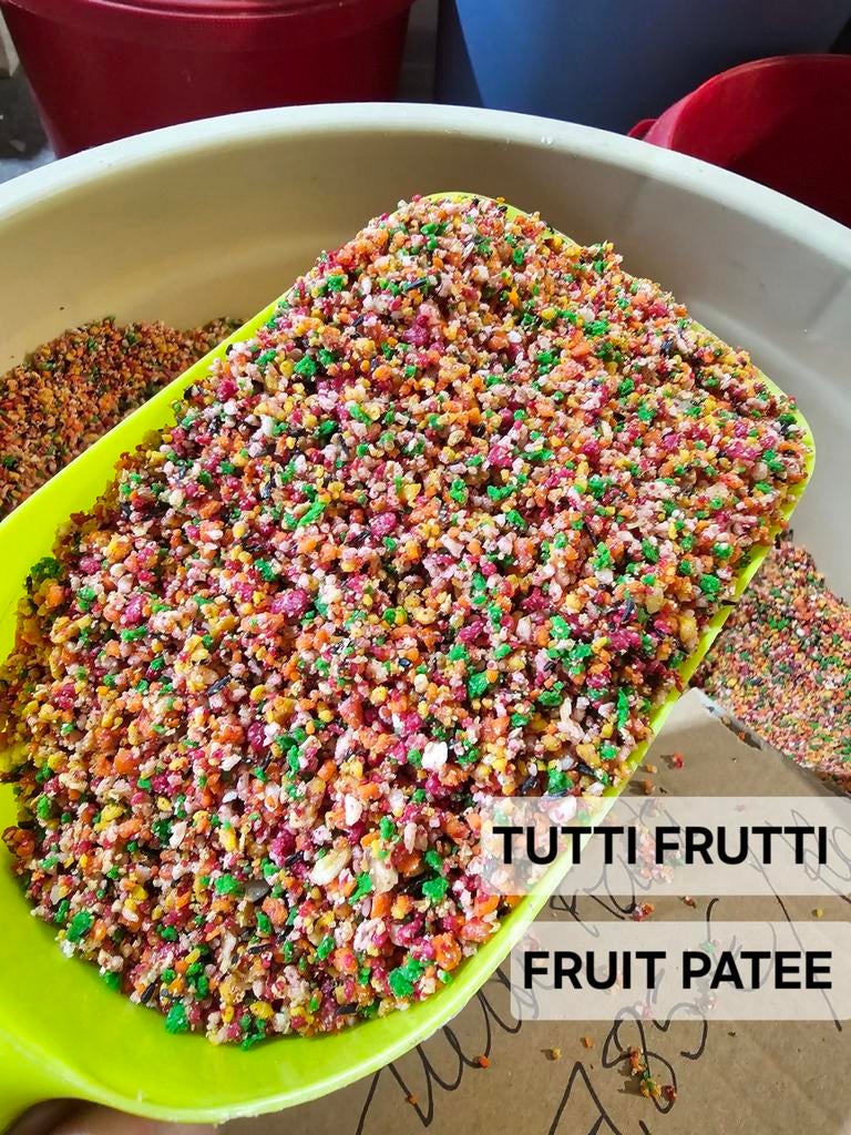 Tutti Frutti - Tropical Fruit Patee 1kg -Pineta Zootecnisi, Ophalen