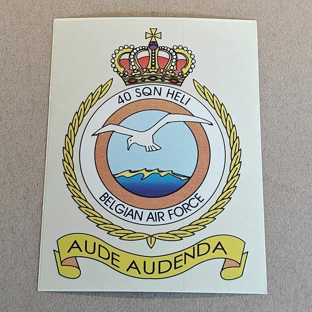 Sticker 40 SQN Koksijde Heli, Ophalen of Verzenden, Luchtmacht, Embleem of Badge