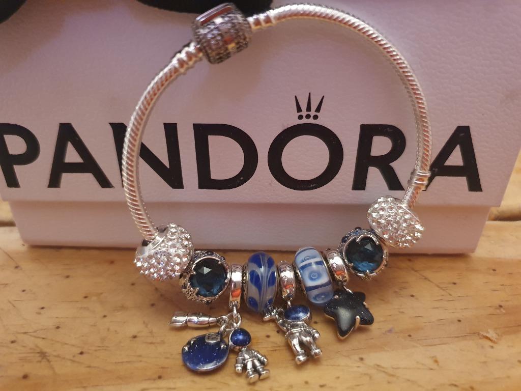 Pandora collection Espace , 3 charmes astronautes, Handtassen en Accessoires, Bedels, Nieuw, Pandora, Zilver, Verzenden