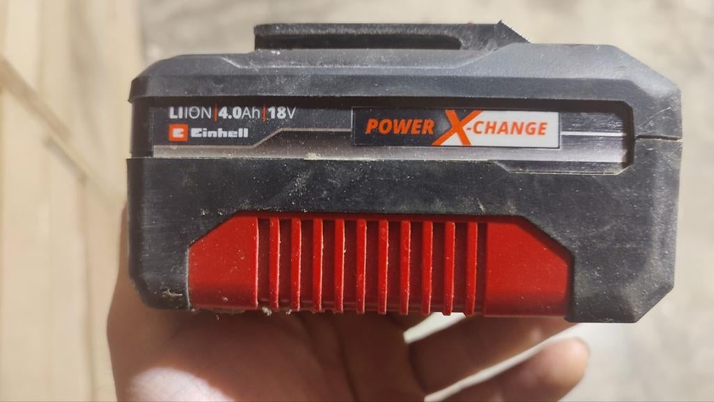 Einhell 2x 4ah zonder lader., Doe-het-zelf en Bouw, Gereedschap | Machine-onderdelen en Toebehoren, Zo goed als nieuw, Verzenden
