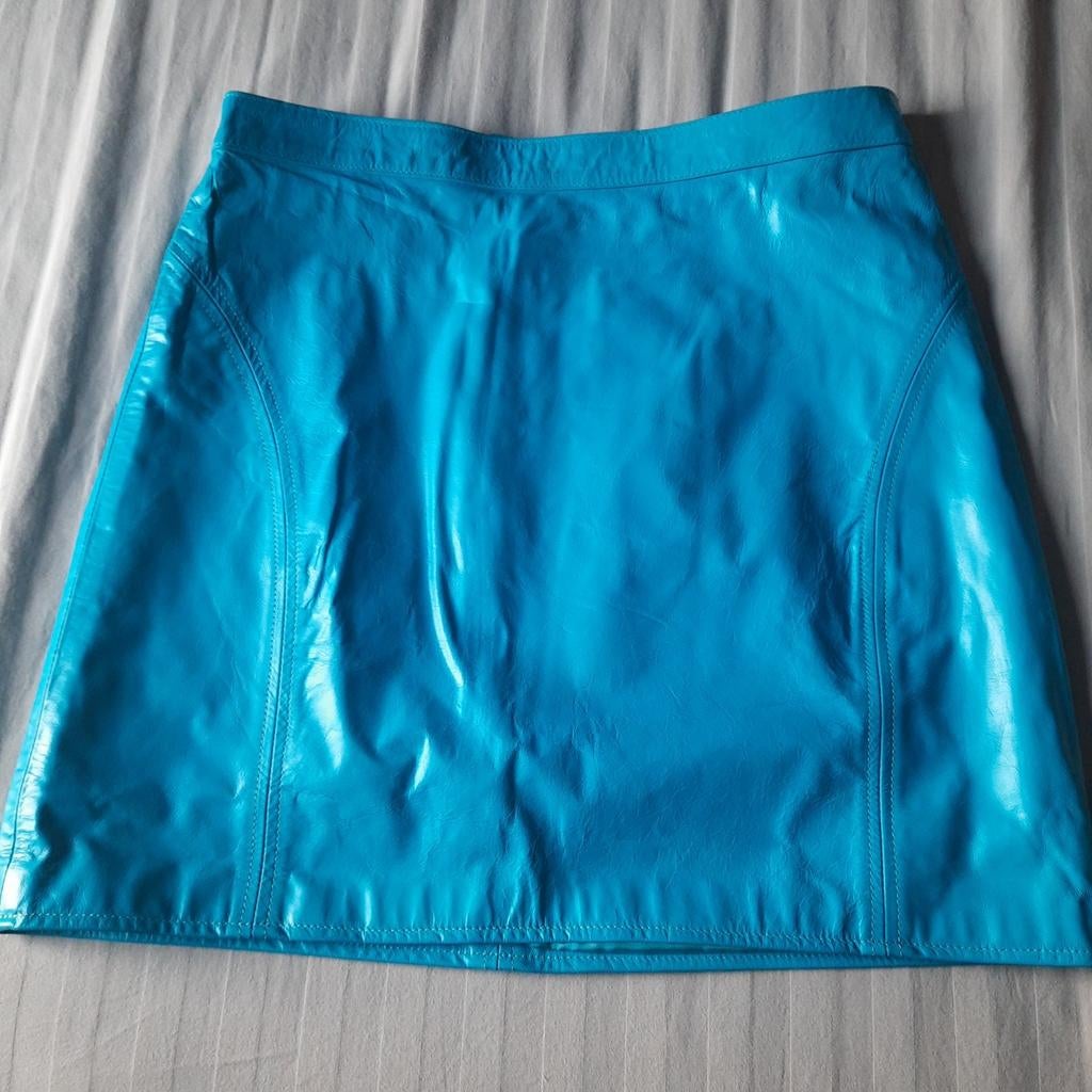 VERSACE JEANS COUTURE *CUIR*AQUA* 38/40*NOUVEAU*, Neuf, Taille 38/40 (M), Autres couleurs, Au-dessus du genou