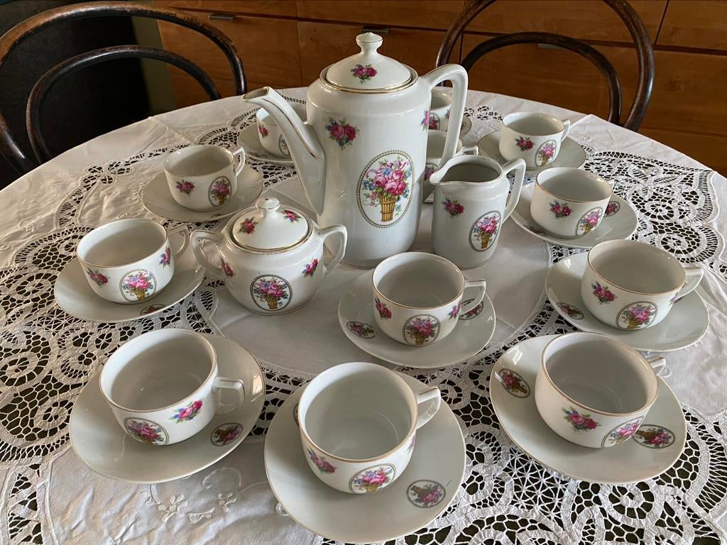 Service à café vintage pour 12 personnes., Antiquités & Art, Enlèvement