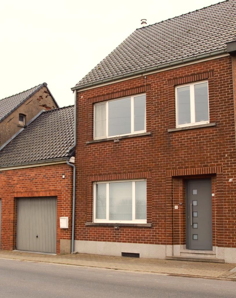 Volledig gerenoveerde gezinswoning te koop - Zottegem, Provincie Oost-Vlaanderen, 500 tot 1000 m², 262 kWh/jaar, 3 kamers