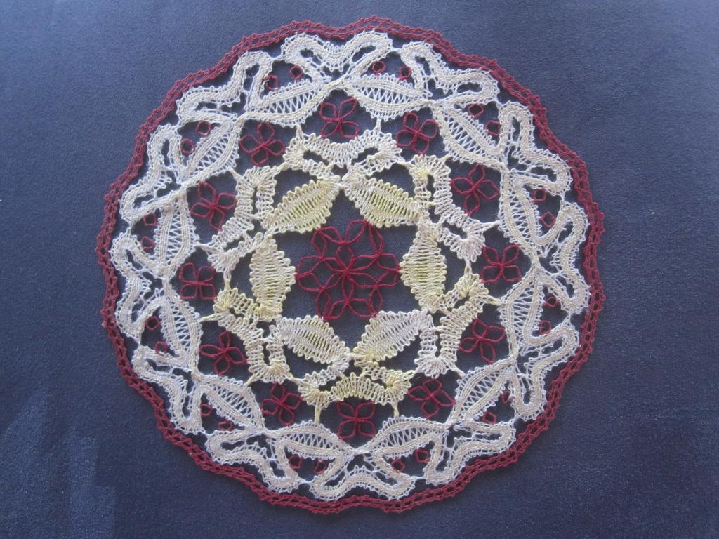 KANTKLOSWERK rond, Hobby en Vrije tijd, Kantklossen, Ophalen of Verzenden, Nieuw