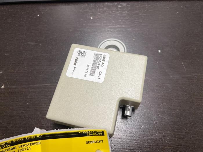 Antenne amplificateur d'un BMW X3, Enlèvement ou Envoi, 3 mois de garantie, Utilisé, BMW