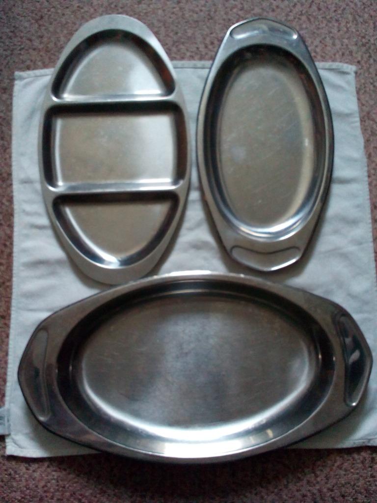 Plateaux en inox - Lot de 3, Maison & Meubles, Cuisine | Vaisselle, Enlèvement ou Envoi, Utilisé, Autres matériaux, Autres types
