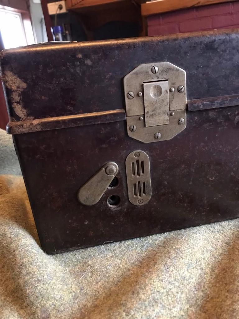 Téléphone de campagne Allemand ww2 1935, Collections, Enlèvement ou Envoi, Armée de terre, Autres types