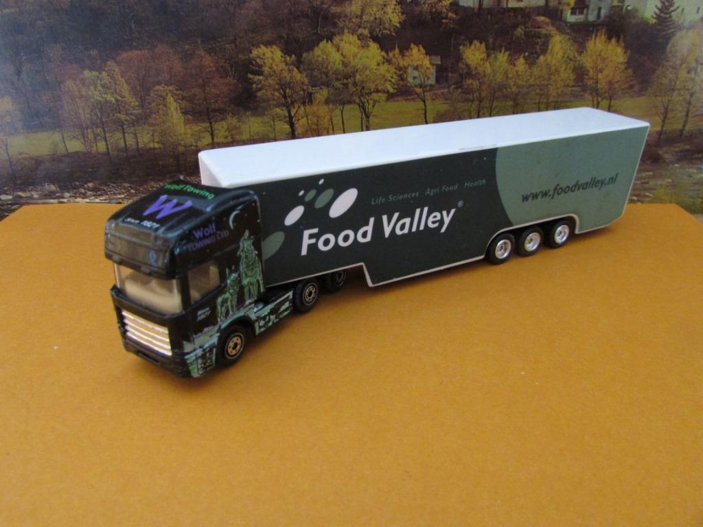 SCANIA TRUCK WOLF TOWING, 1 / 87, Ophalen of Verzenden, Gebruikt, Bus of Vrachtwagen, Overige merken