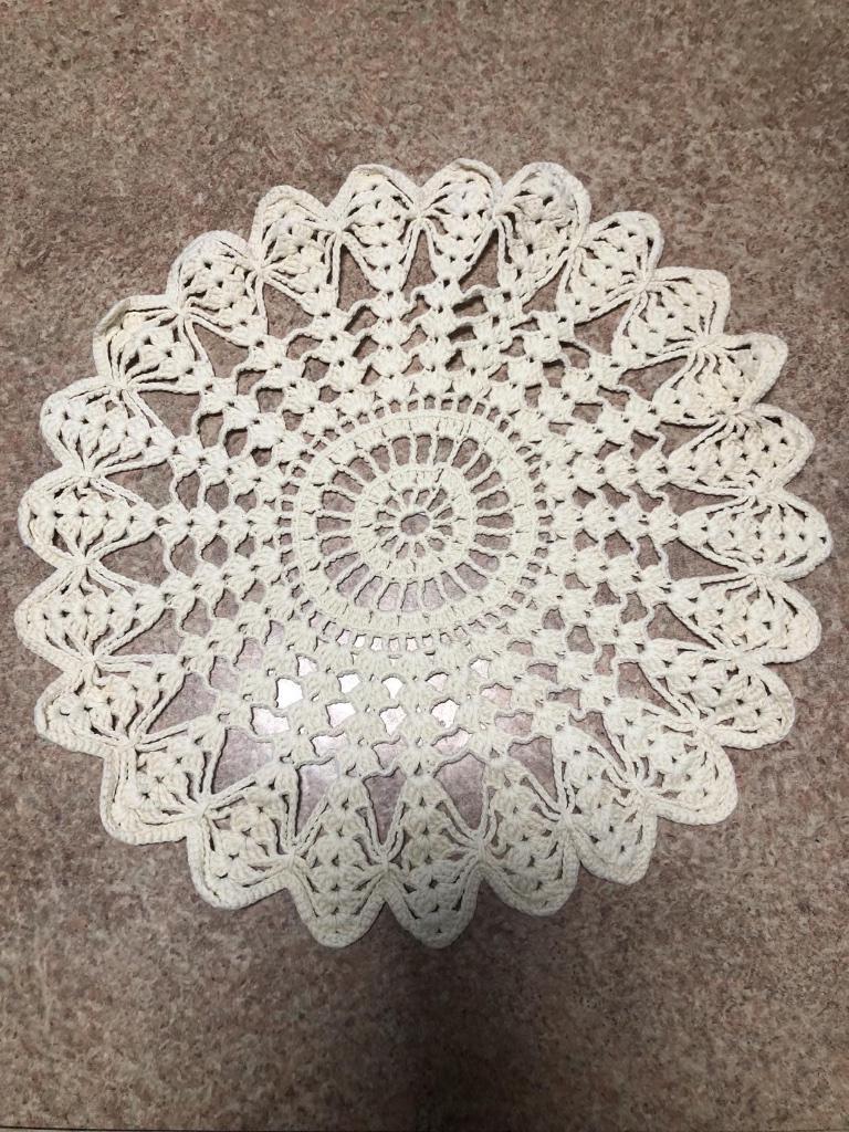 Lot de 2 napperons fait main au crochet, Enlèvement ou Envoi, Utilisé, Crochet, Autres types