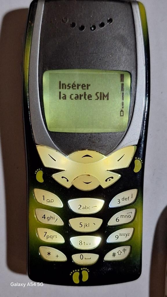 Nokia 8210 oud en zeldzaam vanwege het lichtgroene scherm, Ophalen, Overige typen